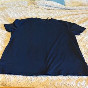 DKNY Women’s Navy Crew Neck Soft Cotton Tee -NWT- XXL